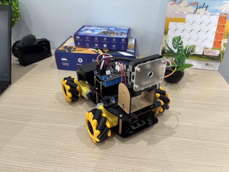 Acebott QD001 robot kit